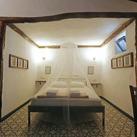 לינה וארוחת בוקר Mustafa'nin Fidan'i *